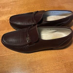 listing-status-banner